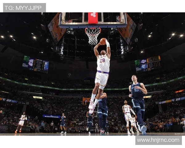 灰熊客场战胜湖人，约翰-莫兰表现抢眼获得赞誉